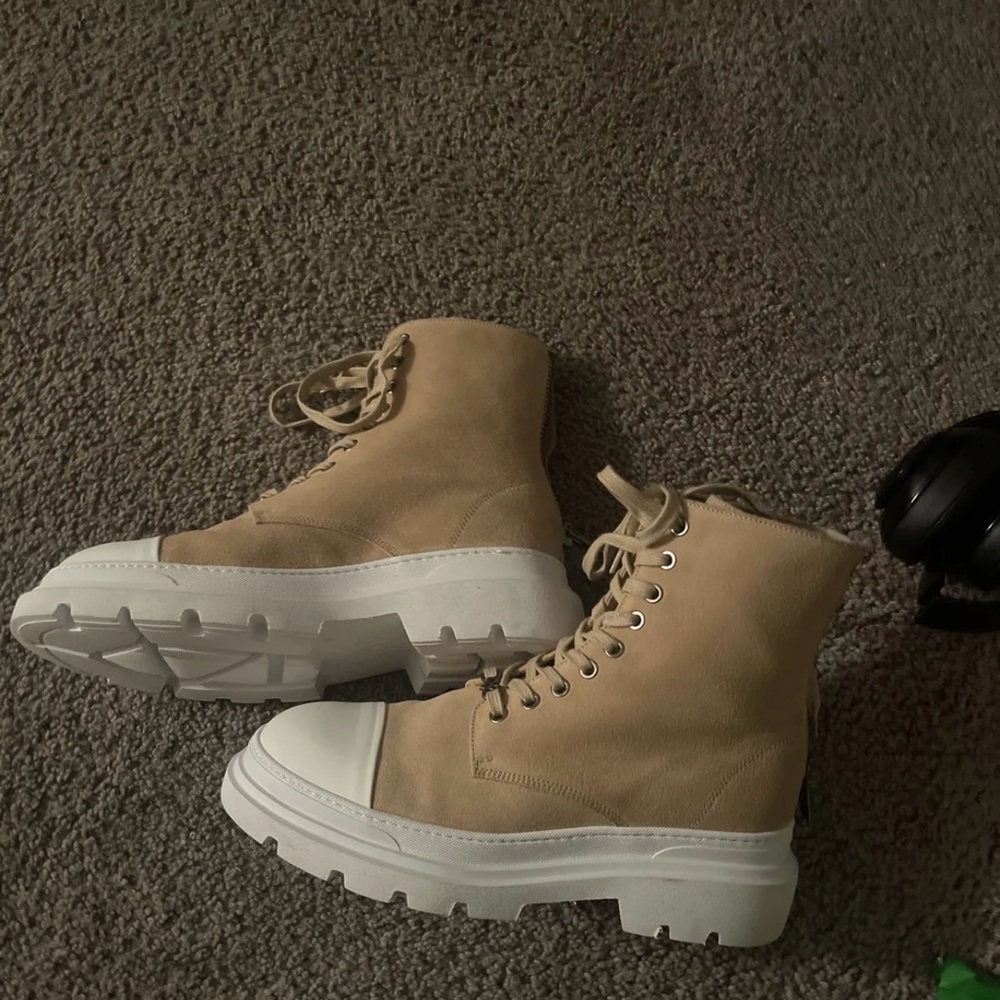 These are orolosangeles combat suede boots. They are unisex